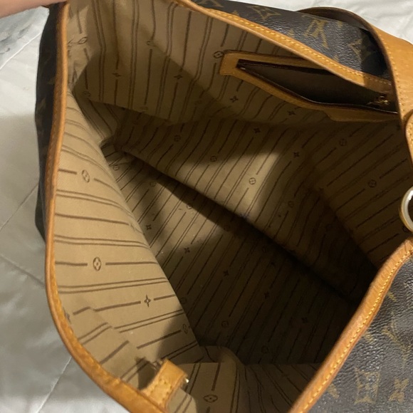 Rare. Gently used condition. - Picture 4 of 4